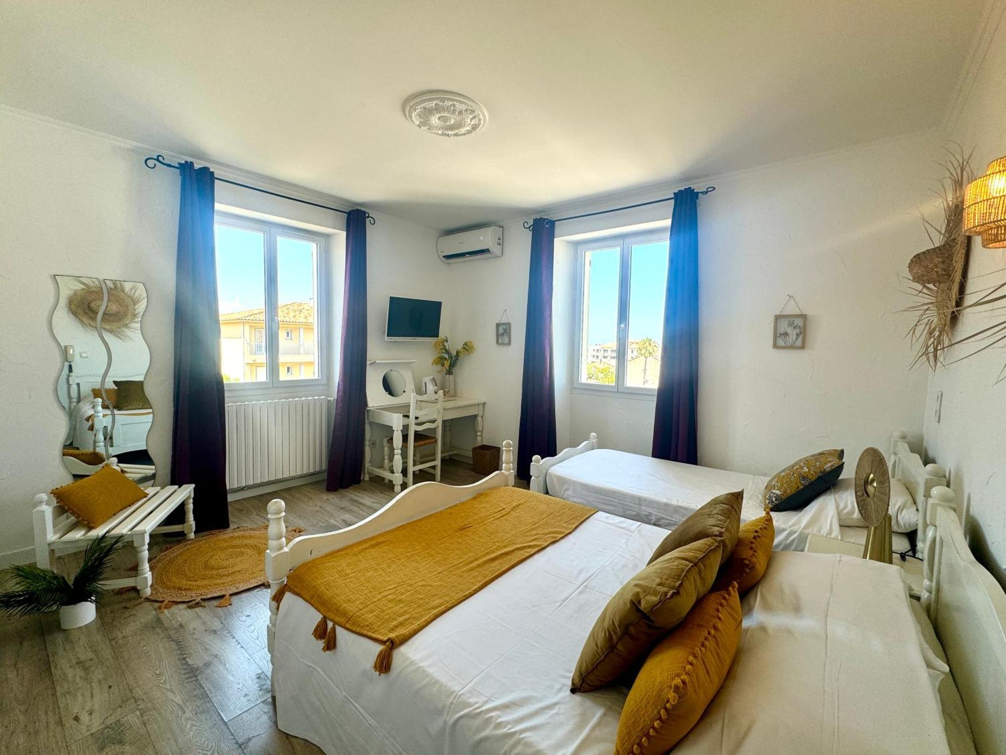 Hotel Les 3 Terrasses Sari-Solenzara Exteriér fotografie